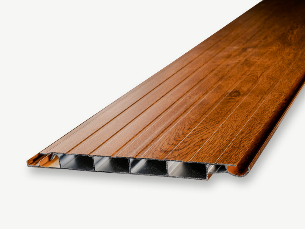 AluTeck Allwetterdiele 18 mm in Holzoptik dunkel