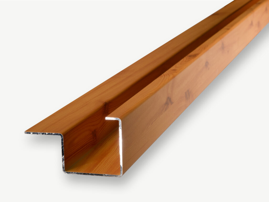 AluTeck U-/Randprofil in Holzoptik hell